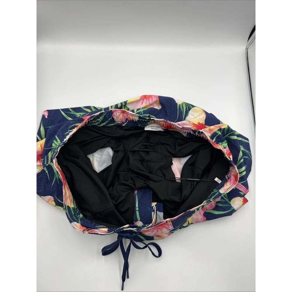 Calvin Klein Blue Floral Swim‎ Trunks Lined Quick Dry UPF 40+ Men's Size Large